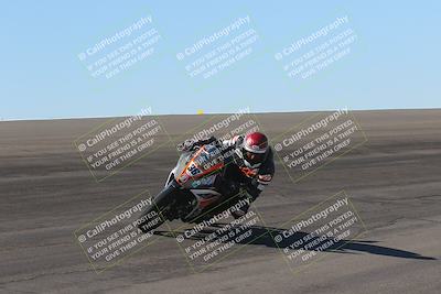media/Nov-06-2023-Moto Forza (Mon) [[ce023d0744]]/3-Intermediate Group/Session 2 (Bowl)/